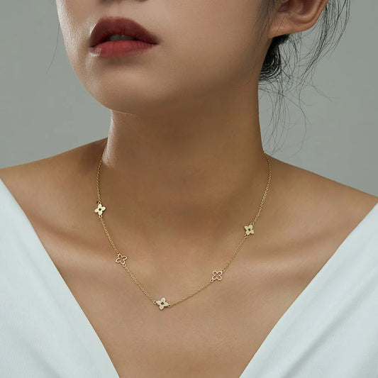 Classic Clover Pendant Necklace in 925 Sterling Silver