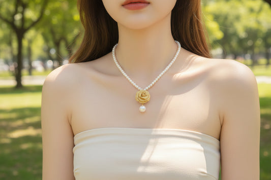 Luxury Fabric Camellia Flower Pearl Necklace Gold Pendant for Women