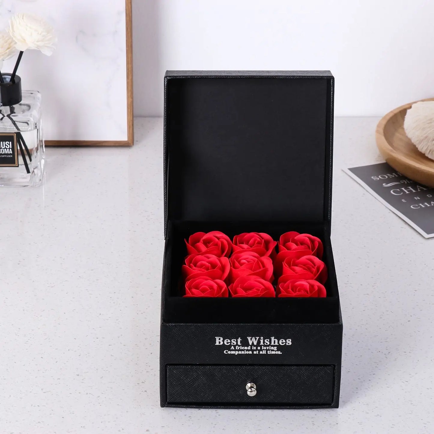 Luxury Romantic Gift Set Rose Box with Projector Pendant for Valentine's Day
